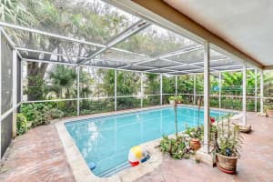 4021 NW 39th Ave, Lauderdale Lakes, FL 33309 Sold 04/03/24