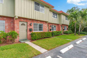 181 NE 20th Ct 8F, Wilton Manors, FL 33305 Sold 02/29/24