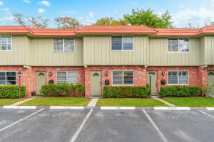 181 NE 20th Ct 8F, Wilton Manors, FL 33305 Sold 02/29/24