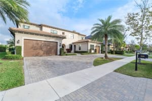 9060 Vista Way, Parkland, FL 33076 Sold 03/29/24