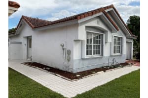 18965 NW 54th Ave, Miami Gardens, FL 33055 Sold 03/06/24