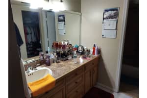 40 NW 76th Ave 204-1, Plantation, FL 33324 Sold 02/26/24