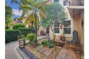 10630 Paris St, Cooper City, FL 33026 Sold 05/06/24