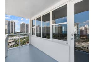 3300 NE 36th Street 1015, Fort Lauderdale, FL 33308 Sold 07/05/24