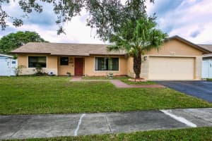 5247 SW 120th Ave, Cooper City, FL 33330 Sold 07/11/24