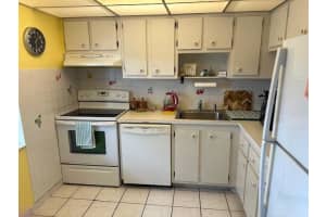 600 NW 76th Ter 206, Margate, FL 33063 Sold 05/23/24