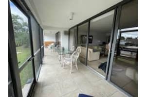 1100 SE 5th Ct 6, Pompano Beach, FL 33060 Sold 05/30/24