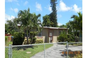 1017 NW 12th St, Fort Lauderdale, FL 33311 Sold 06/28/24