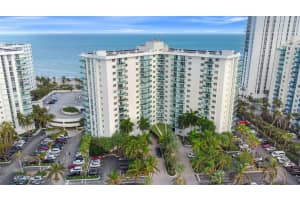 3901 S Ocean Dr 3H, Hollywood, FL 33019 Sold 04/29/24
