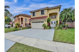 3282 W Buena Vista Dr, Margate, FL 33063 Sold 03/05/24