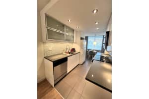 2998 NW 48th Ter 435, Lauderdale Lakes, FL 33313 Sold 03/21/24