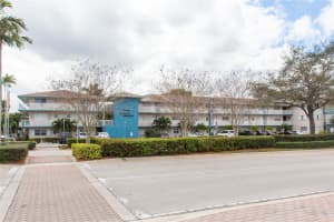 5800 Margate Blvd 325, Margate, FL 33063 Sold 12/05/24