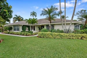 342 Knotty Wood Ln, Wellington, FL 33414 Sold 04/12/24