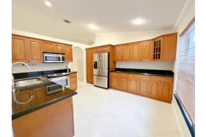 9518 Fox Trot Ln, Boca Raton, FL 33496 Sold 02/09/24