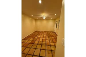 1454 N 12th Ct 7B, Hollywood, FL 33019 Sold 03/19/24