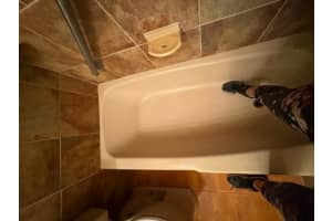 1454 N 12th Ct 7B, Hollywood, FL 33019 Sold 03/19/24