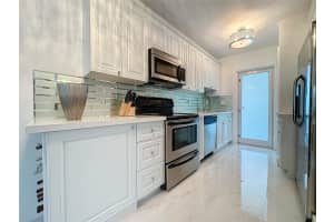 3250 NE 28th Street 211, Fort Lauderdale, FL 33308 Sold 02/29/24