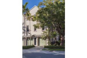 822 SW 4th Ave 3, Fort Lauderdale, FL 33315 Sold 11/18/24