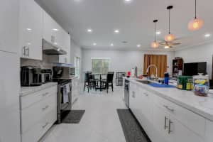 5814 NW 49th Ln, Coconut Creek, FL 33073 Sold 12/11/24