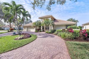 5915 NW 96th Dr, Parkland, FL 33076 Sold 04/02/24