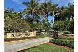 MLS# F10417209, Davie, Florida 33328