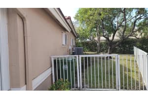 13063 NW 7th St 13063, Pembroke Pines, FL 33028 Sold 02/16/24