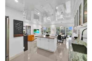 400 Diplomat Pkwy 401, Hallandale Beach, FL 33009 Sold 06/11/24