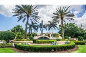 4104 Glenmoor Dr 4104, West Palm Beach, FL 33409 Sold 02/20/24