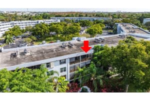 118 Royal Park Dr 4E, Oakland Park, FL 33309 Sold 04/19/24