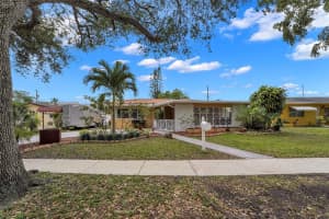 224 S 57th Way, Hollywood, FL 33023 Sold 05/20/24