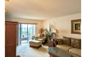 2731 NE 14th Street Cswy 519, Pompano Beach, FL 33062 Sold 03/15/24