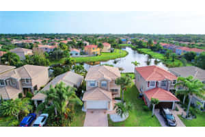 5480 Queenship Ct, Greenacres, FL 33463 Sold 05/20/24