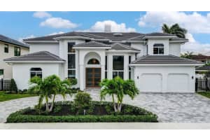2510 NE 48th Ct, Lighthouse Point, FL 33064 Sold 03/01/24