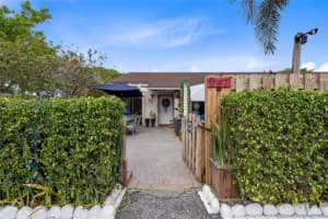 947 NW 52nd St, Deerfield Beach, FL 33064 Sold 04/05/24