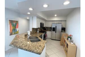 1900 Purdy Ave 1507, Miami Beach, FL 33139 Sold 07/08/24