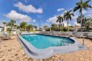 600 Layne Blvd 104, Hallandale Beach, FL 33009 Sold 05/28/24