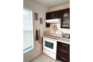 6050 NW 64th Ave 208, Tamarac, FL 33319 Sold 03/04/24