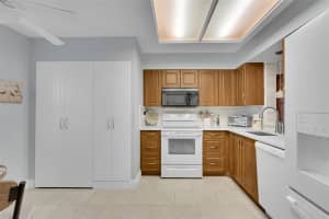 7300 Lake Circle Dr 306, Margate, FL 33063 Sold 03/15/24