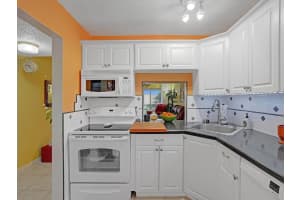 5961 NW 61st Ave 304, Tamarac, FL 33319 Sold 06/13/24