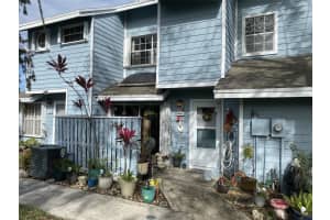 2082 Champions Way, North Lauderdale, FL 33068 Sold 05/01/24