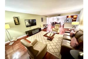 1 Las Olas Circle 710, Fort Lauderdale, FL 33316 Sold 04/30/24