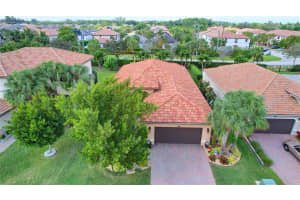 7085 Damita Dr, Lake Worth, FL 33463 Sold 03/12/24