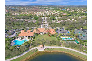 8226 Quito Pl, Wellington, FL 33414 Sold 04/19/24