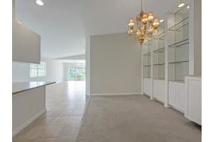 8226 Quito Pl, Wellington, FL 33414 Sold 04/19/24