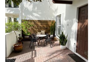 4765 Acadian Trl, Coconut Creek, FL 33073 Sold 06/07/24