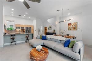 743 NE 4th Ave 743, Fort Lauderdale, FL 33304 Sold 02/20/24