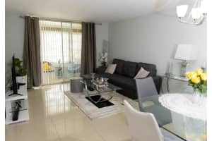 9070 Lime Bay Blvd 102, Tamarac, FL 33321 Sold 03/07/24