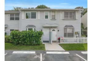 1805 NE 15th Ave 1805, Fort Lauderdale, FL 33305 Sold 03/28/24