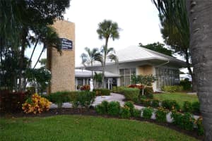 140 NW 28th Ct, Pompano Beach, FL 33064 Sold 04/30/24