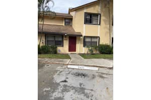 5497 Gate Lake Rd 5497, Tamarac, FL 33319 Sold 05/10/24